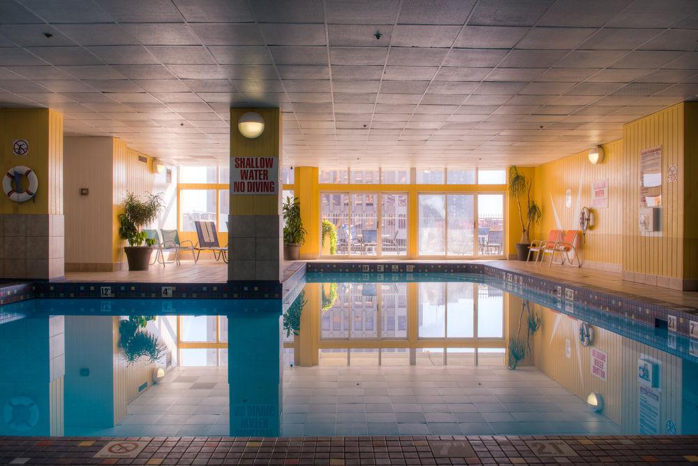 Four Points By Sheraton Windsor Downtown Ngoại thất bức ảnh