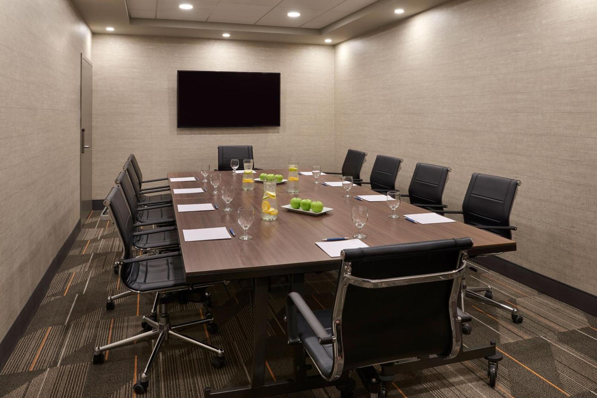 Four Points By Sheraton Windsor Downtown Ngoại thất bức ảnh